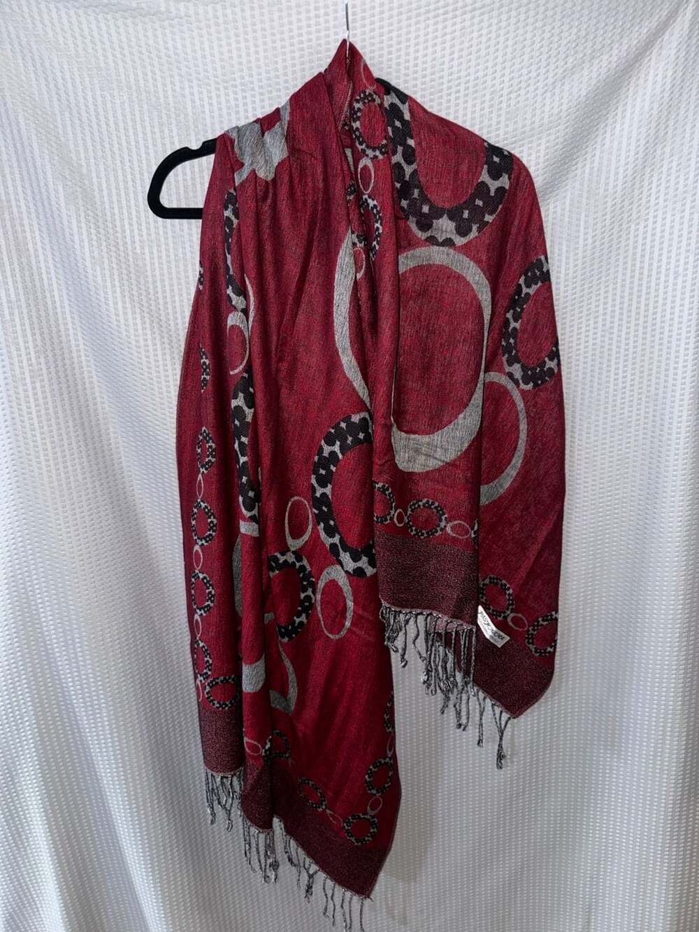 Red and Black Geometric Circle Pattern Pashmina Scarf Wrap